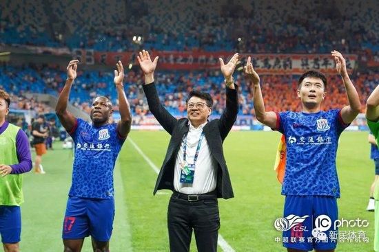导演罗根·费纳根，主演尼古拉斯·凯奇、斯汀·罗斯尼亚克等出席。