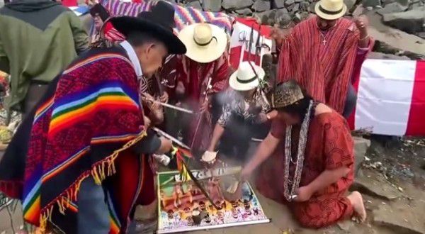 在活动现场，“中国好人”代表姜昭鹏、李遇梅、布帕太姆·阿布杜喀迪尔、孙益辉、方友泽等登台分享他们的感人故事，并与全国道德模范互动交流。