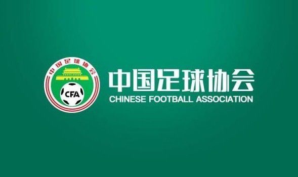 “抖森”汤姆·希德勒斯顿、“华生”马丁·弗里曼、詹姆斯·麦卡沃伊出席。